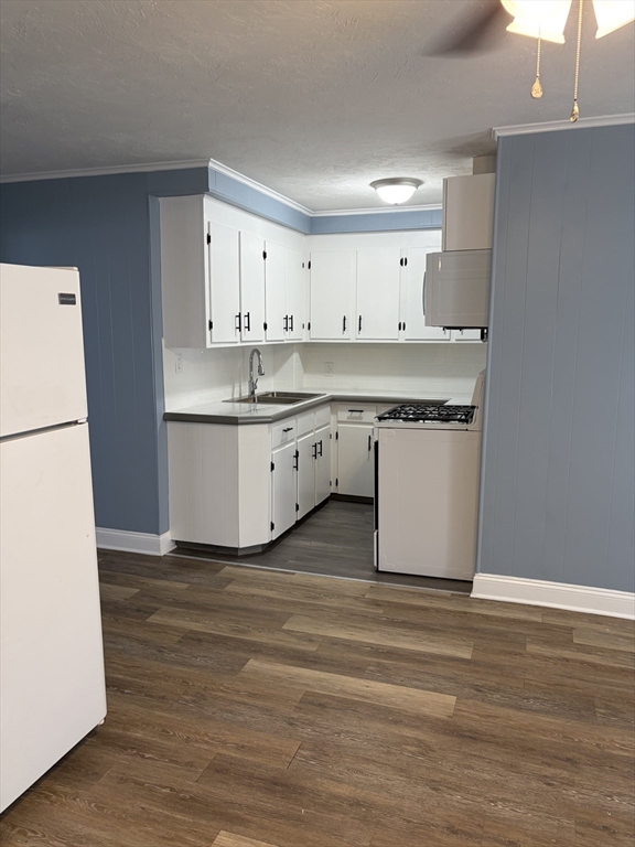1328 South Main Street, Unit 3W Fall River, MA 02724 - Photo 2 of 6