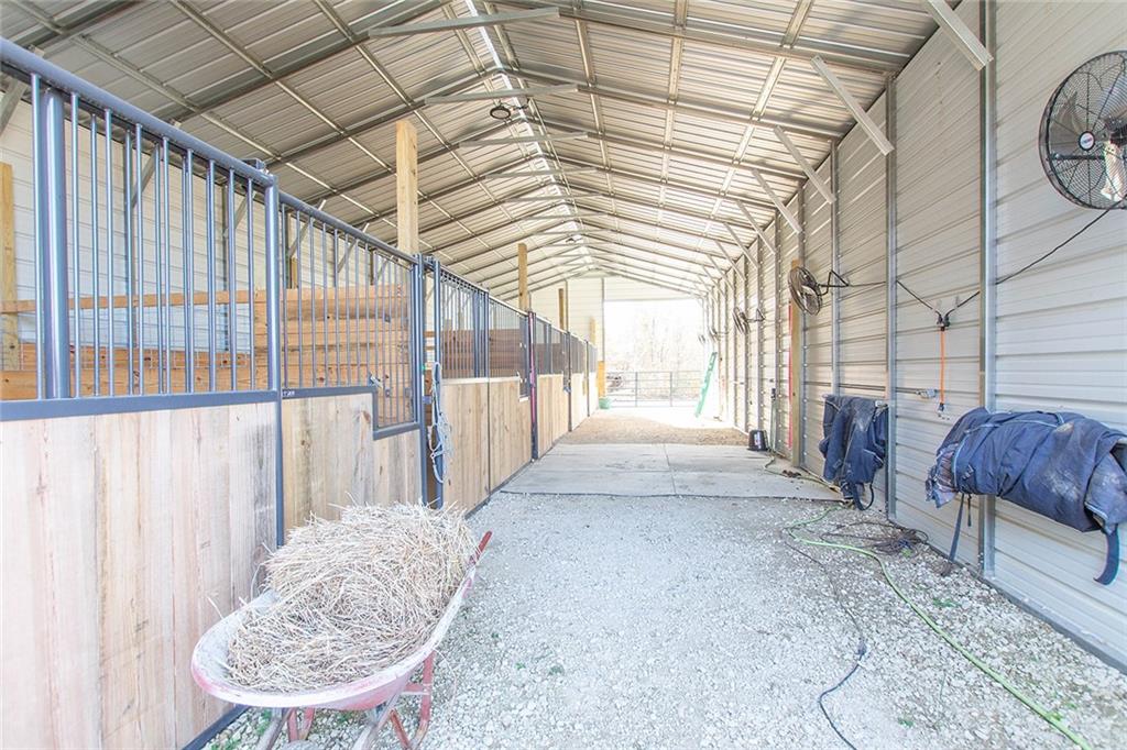 9481 Sturgeon Point Road Charles City, VA 23030 - Photo 24 of 44 a view of a porch