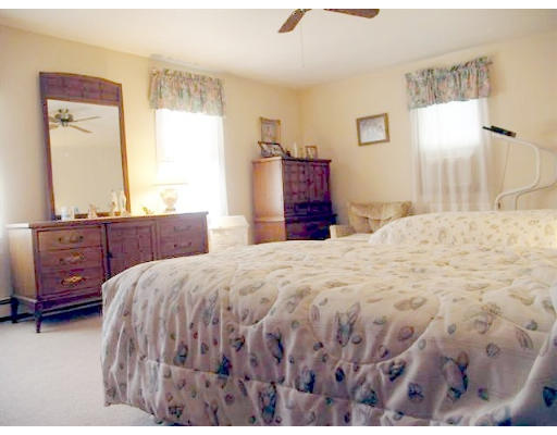 33 Temple Road Marshfield, MA 02050 - Photo 6 of 10 Gallery Image 6