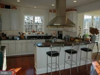 4 Albert Lane Shillington, PA 19607 - Photo 3 of 6 Gallery Image 3