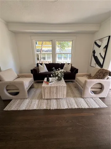 $595,000 | 617 West 59 Terrace, Kansas City, MO 64113