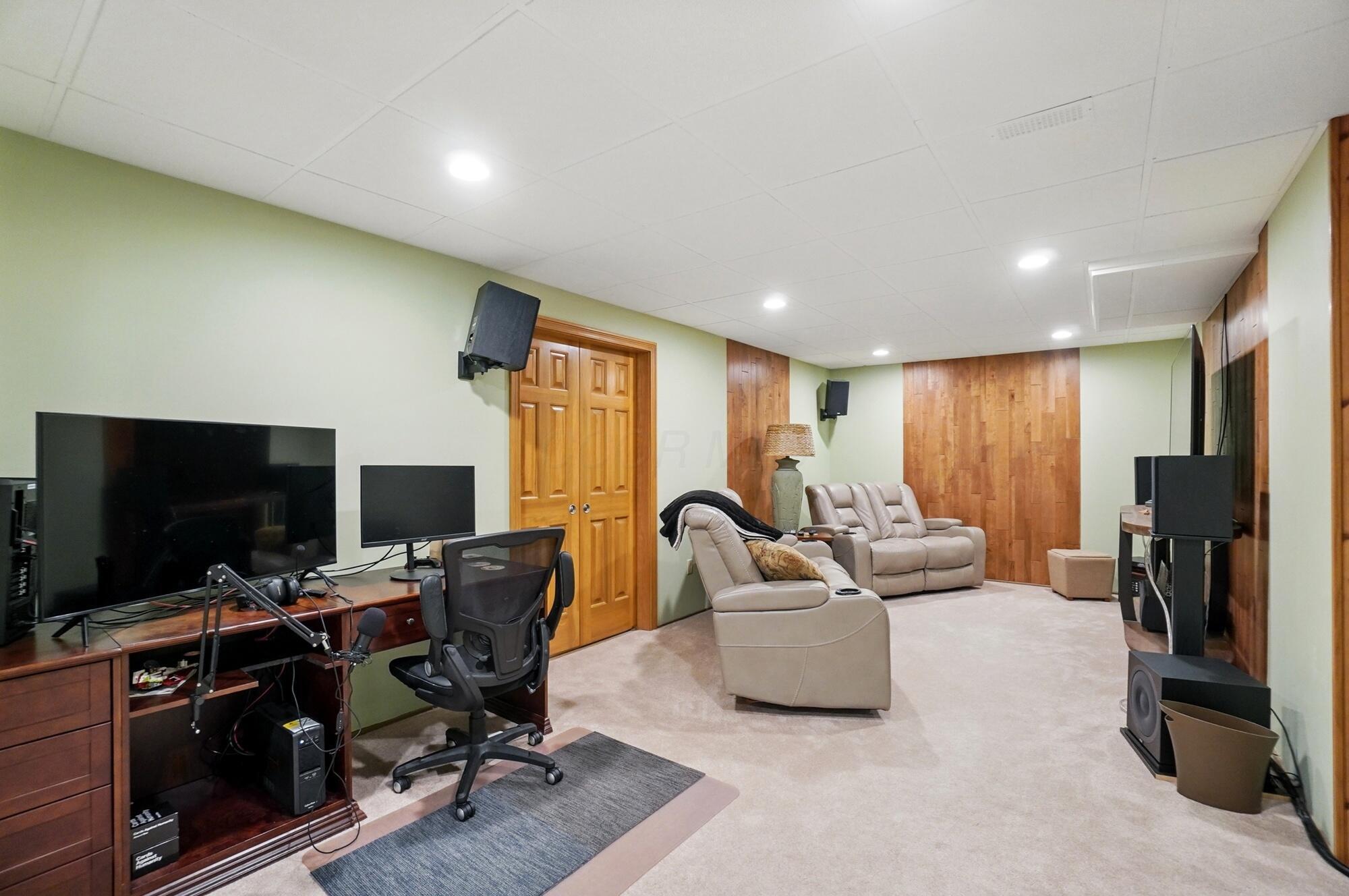 9314 Cheshire Road Sunbury, OH 43074 - Photo 71 of 101 76_074