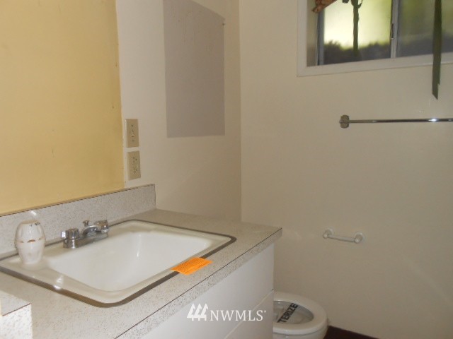 1403 Lewis Road Tacoma, WA 98465 - Photo 13 of 15 Gallery Image 13