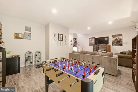 $825,000 | 4093 Oak Village Landing, Fairfax, VA 22033