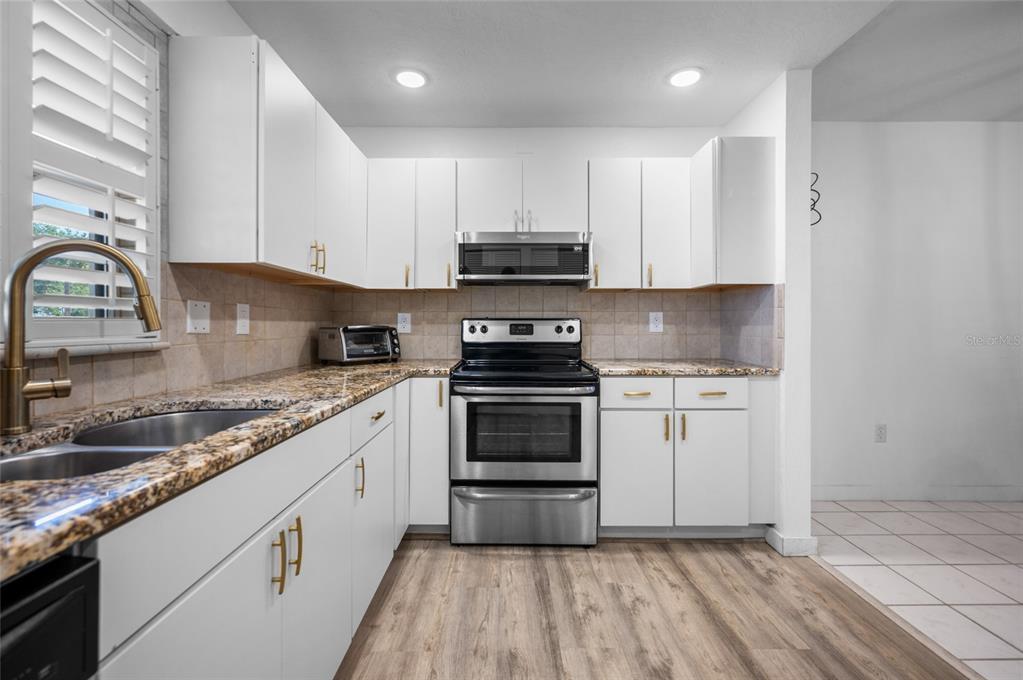 1531 Placida Road, Unit 1103 Englewood, FL 34223 - Photo 13 of 32