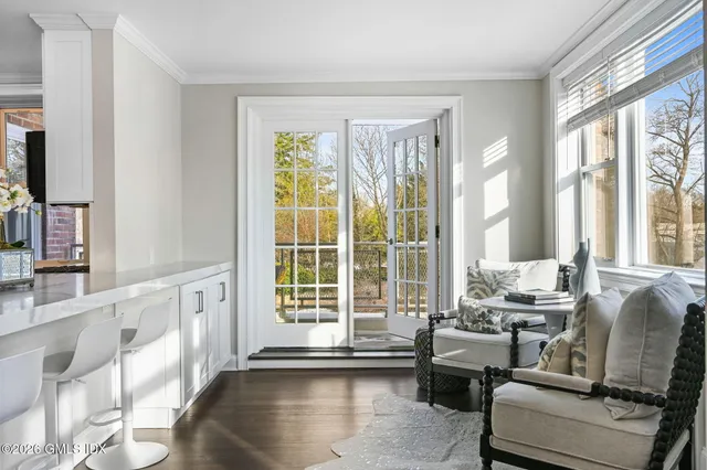 $1,100,000 | 4 Putnam Hill, Unit 3G, Greenwich, CT 06830