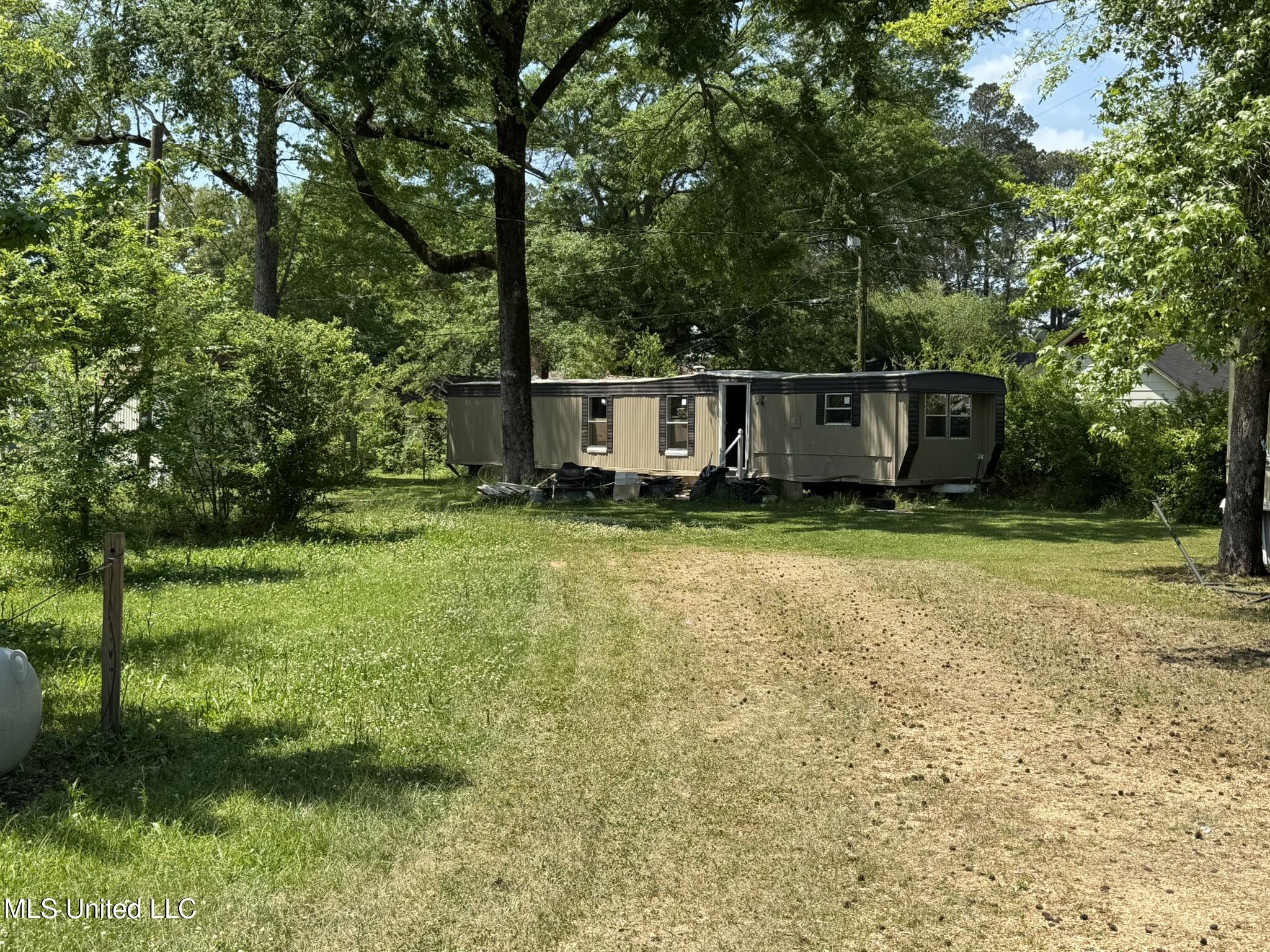 1050 F E Sellers Highway Monticello, MS 39654 - Photo 6 of 16 IMG_0784