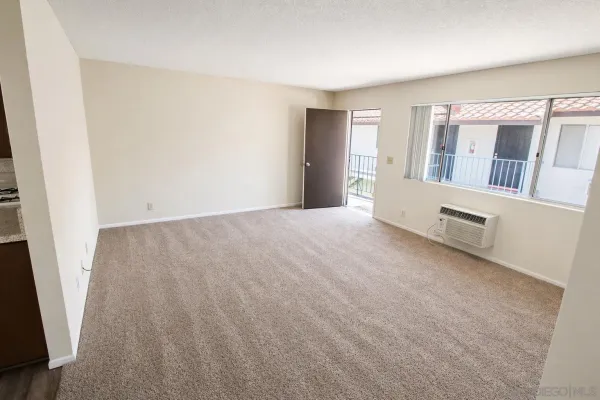 $1,995 | 948 Chase Avenue, Unit I, El Cajon, CA 92020