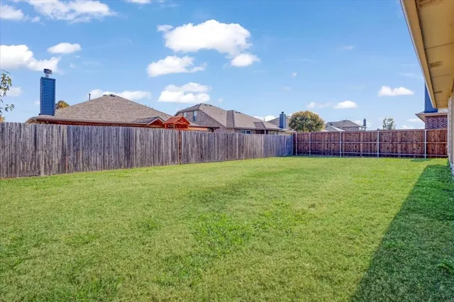 $298,000 | 1509 Colgate Drive, Van Alstyne, TX 75495