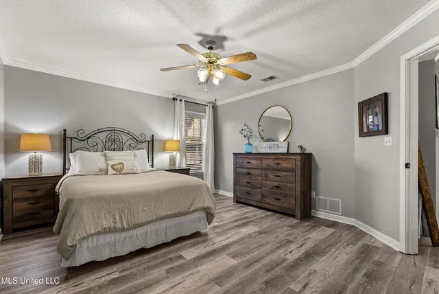 $312,500 | 435 Fairway Oaks Drive, Hernando, MS 38632