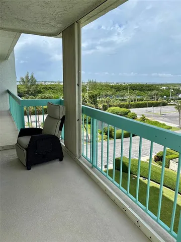 $2,700 | 9940 South Ocean Drive, Unit 501, Jensen Beach, FL 34957