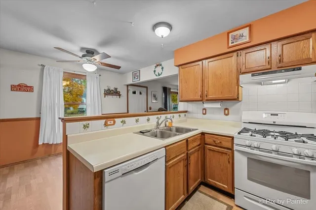 $349,900 | 1518 Williams Avenue, St. Charles, IL 60174