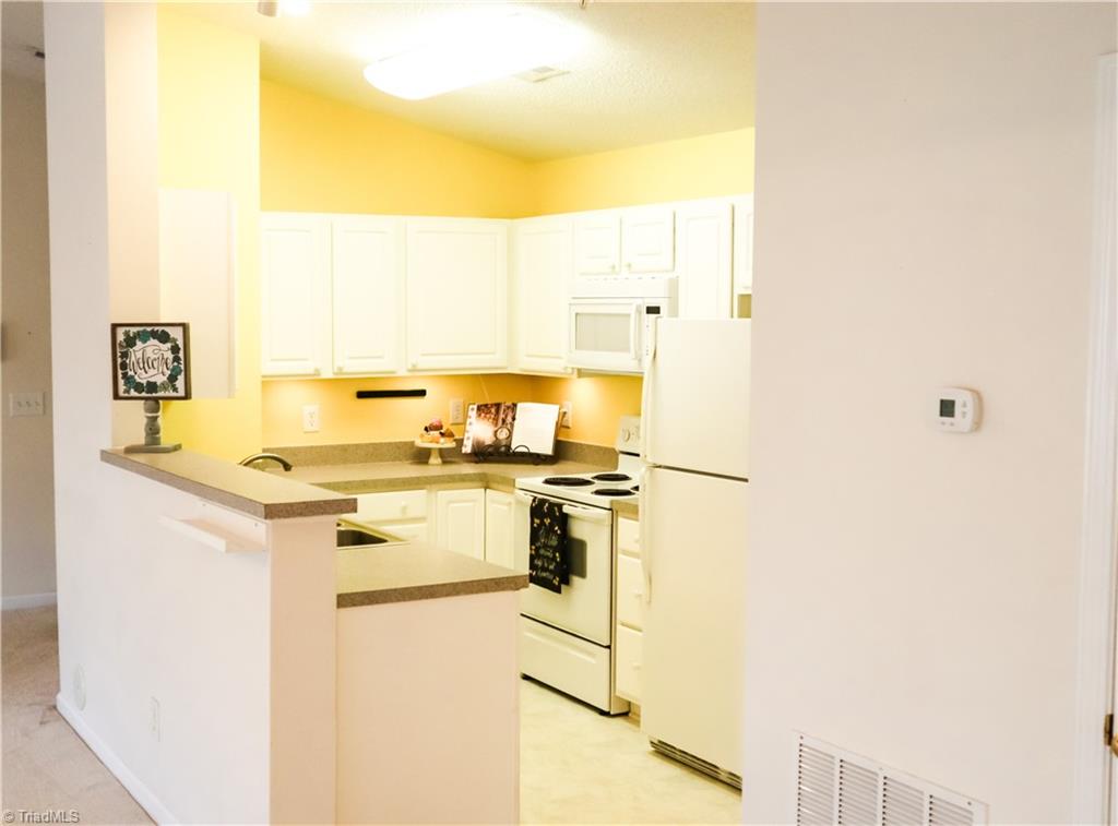6105 Hedgecock Circle, Unit 3D High Point, NC 27265 - Photo 12 of 29