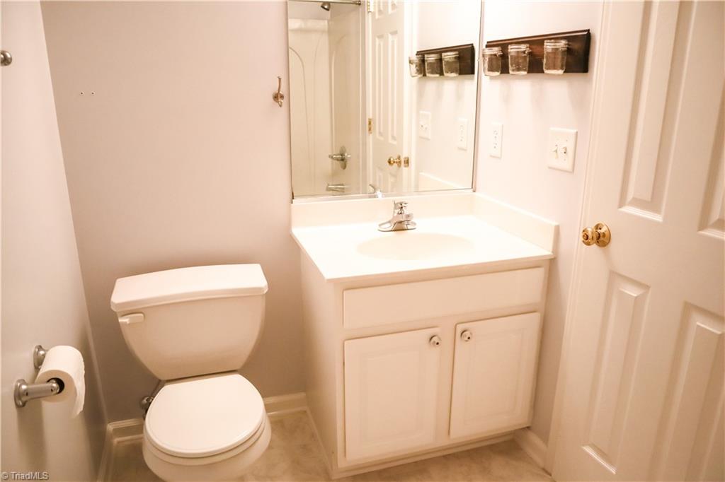 6105 Hedgecock Circle, Unit 3D High Point, NC 27265 - Photo 15 of 29