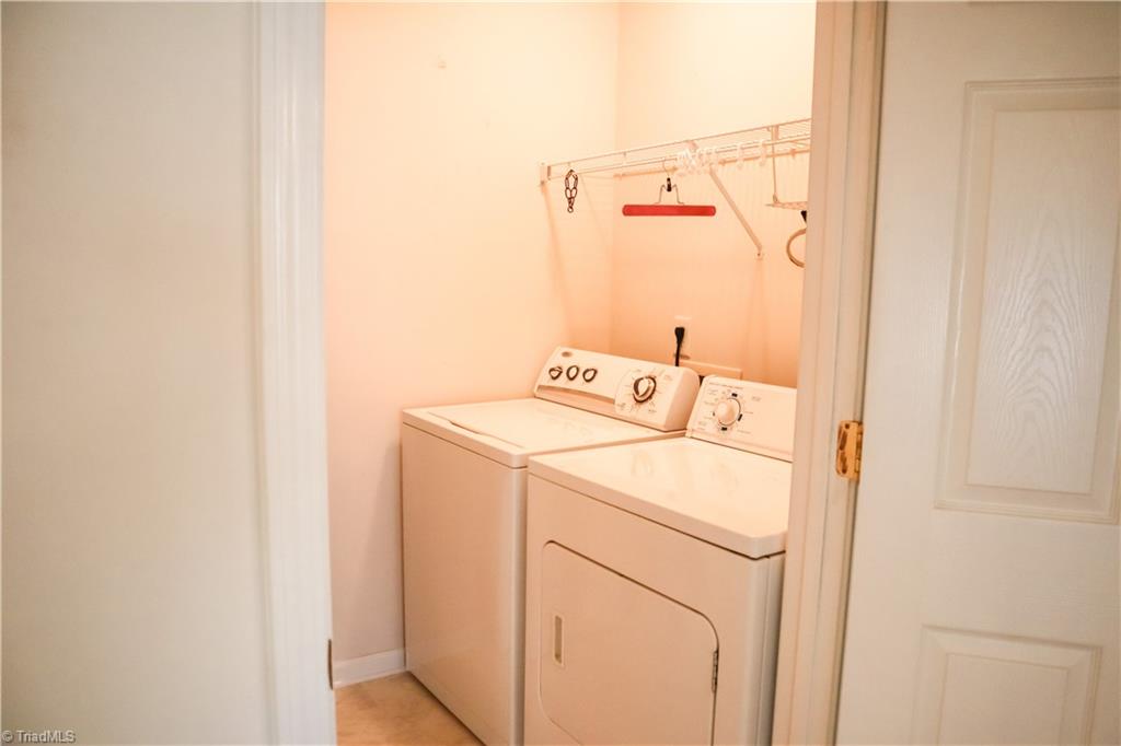 6105 Hedgecock Circle, Unit 3D High Point, NC 27265 - Photo 23 of 29
