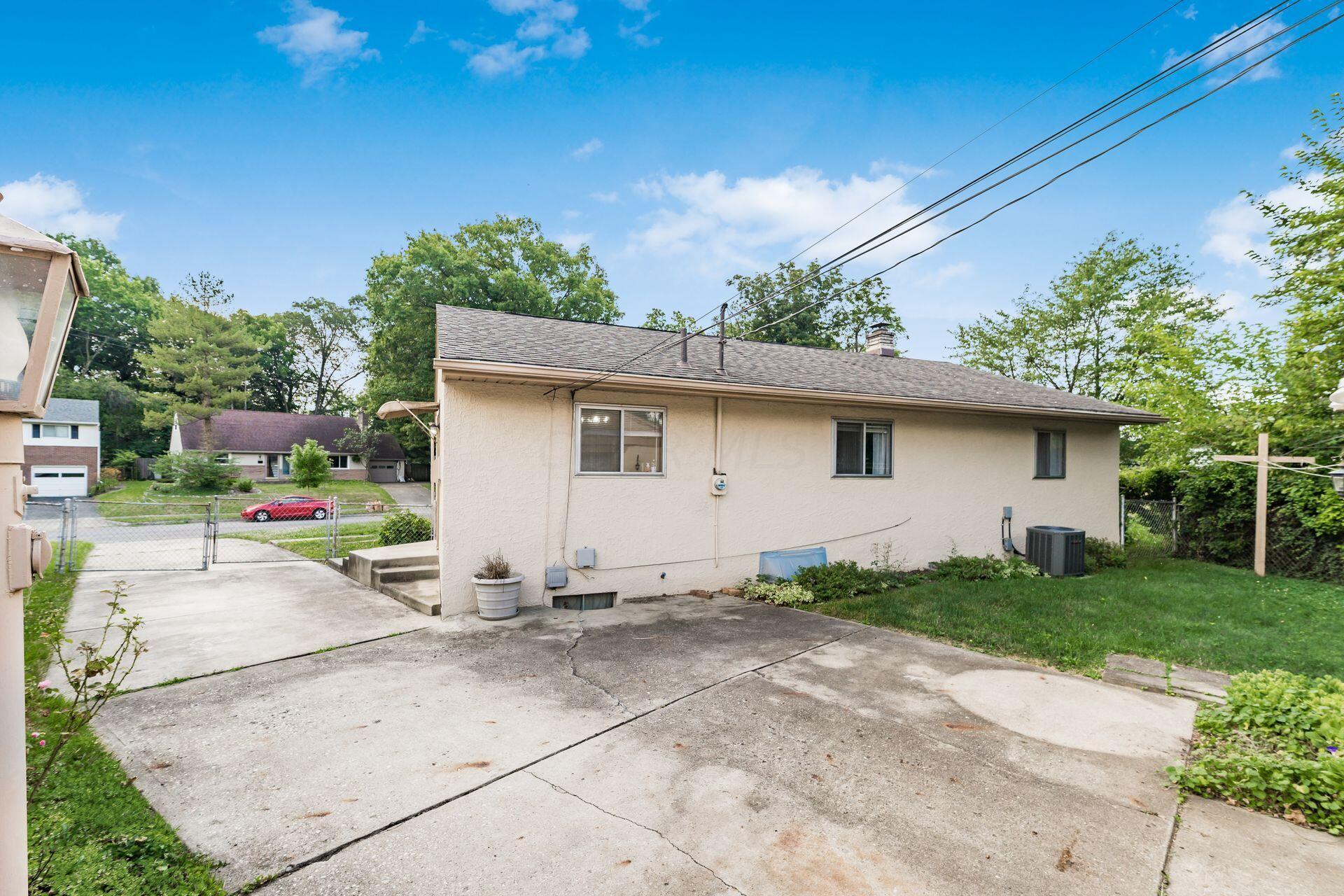 1391 Bryson Road Columbus, OH 43224 - Photo 32 of 35 Rear