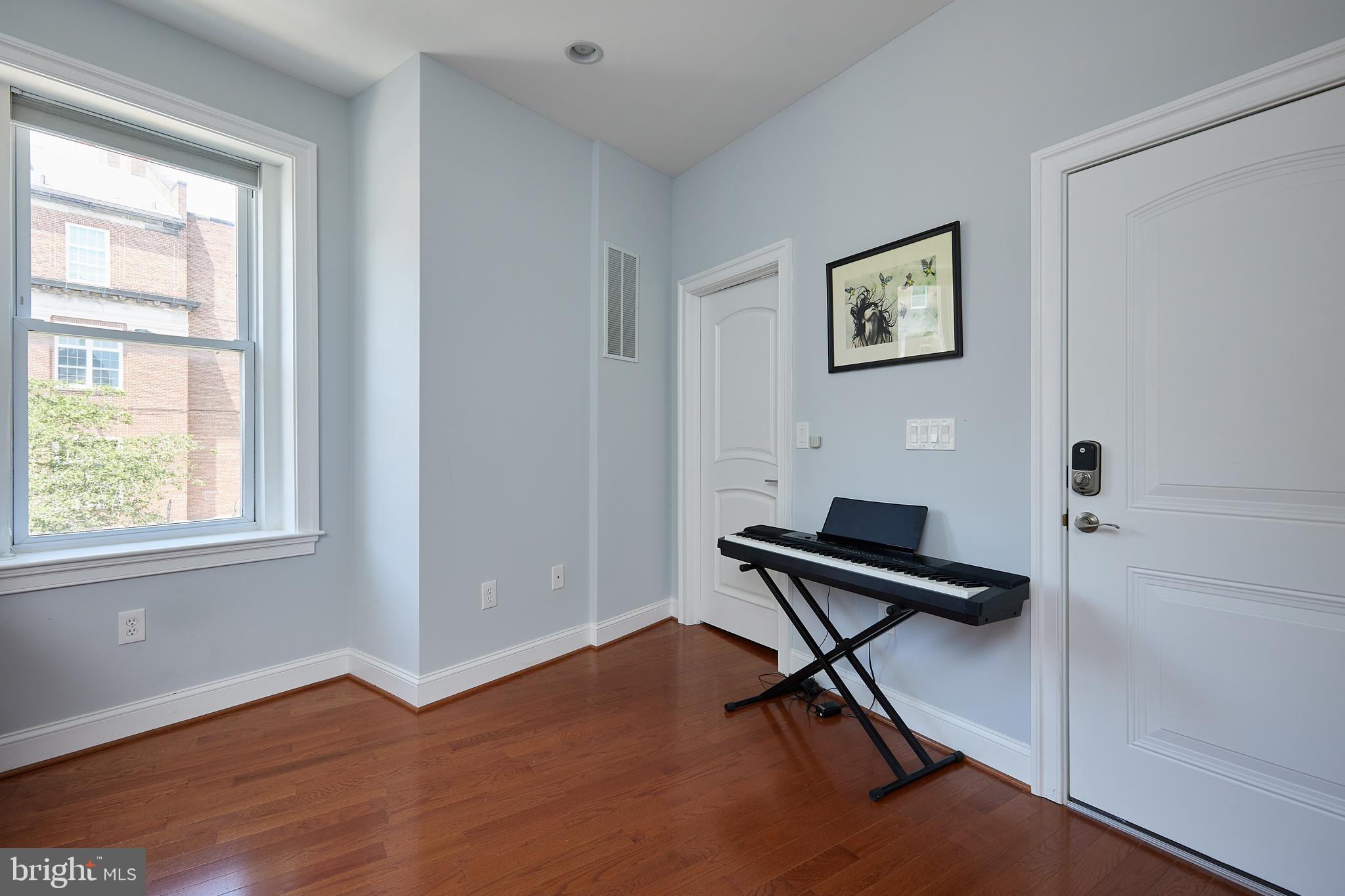 2019 19th Street Northwest, Unit 3 Washington, DC 20009 - Photo 14 of 23