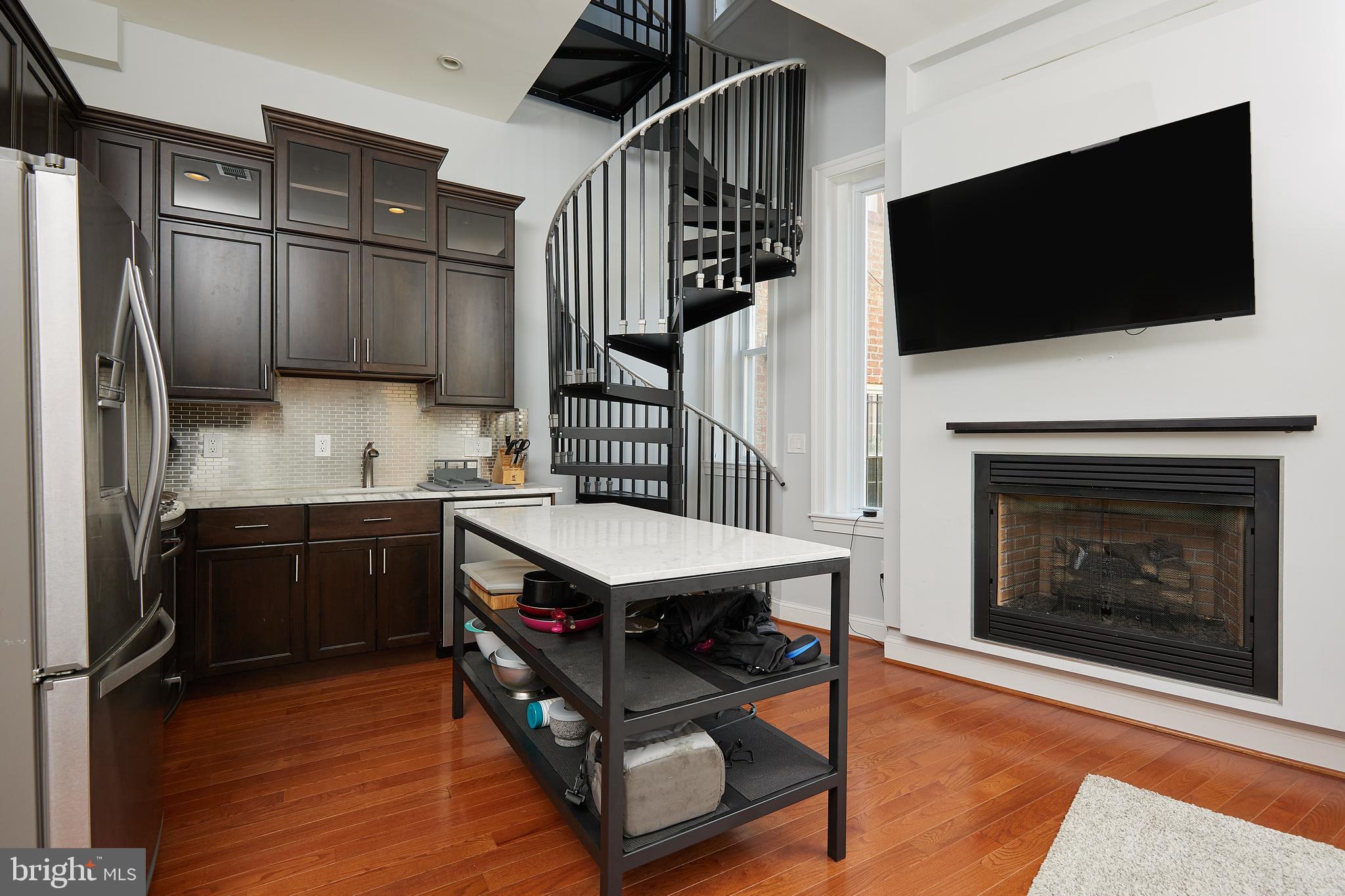 2019 19th Street Northwest, Unit 3 Washington, DC 20009 - Photo 3 of 23