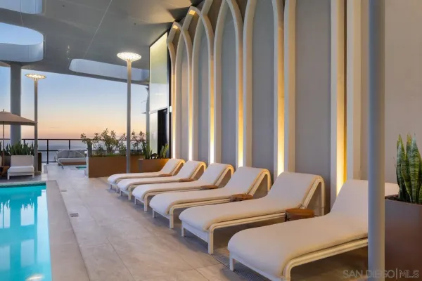 $6,437 | 525 Olive, Unit 1912, San Diego, CA 92103