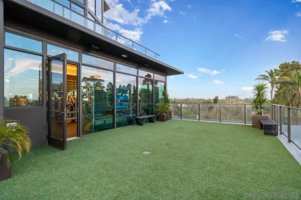 $6,437 | 525 Olive, Unit 1912, San Diego, CA 92103