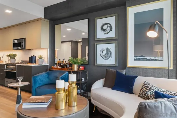 $6,437 | 525 Olive, Unit 1912, San Diego, CA 92103