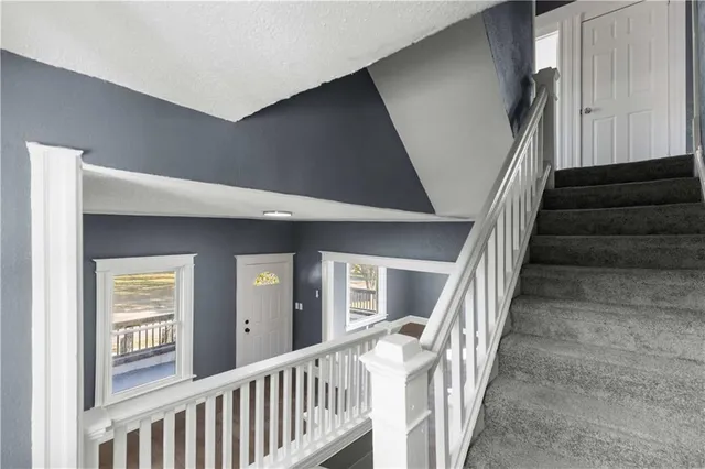 $220,000 | 3318 Flora Avenue, Kansas City, MO 64109