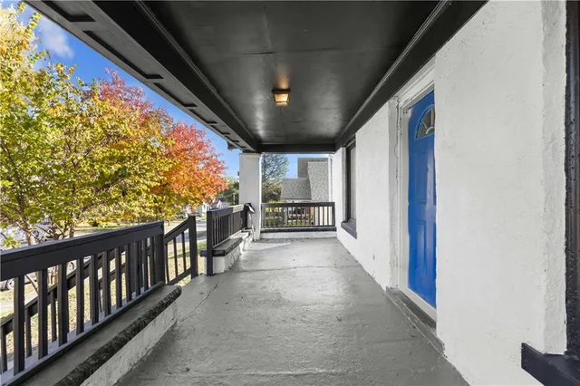 $220,000 | 3318 Flora Avenue, Kansas City, MO 64109