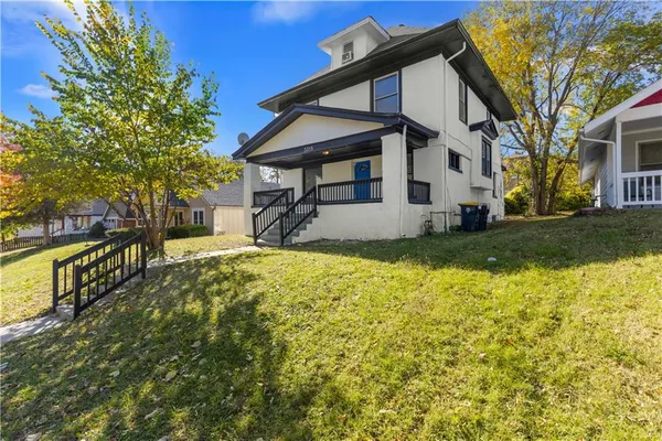 $220,000 | 3318 Flora Avenue, Kansas City, MO 64109