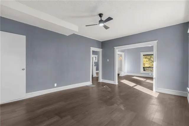 $220,000 | 3318 Flora Avenue, Kansas City, MO 64109