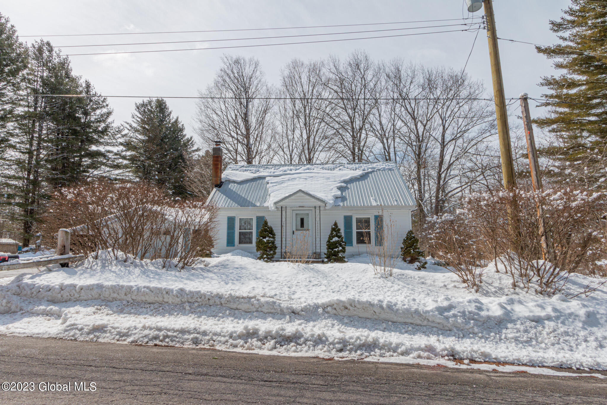 339 Jackson Summit Road Mayfield, NY 12117 - Photo 26 of 33 339 Jackson Summit Rd EXT-01