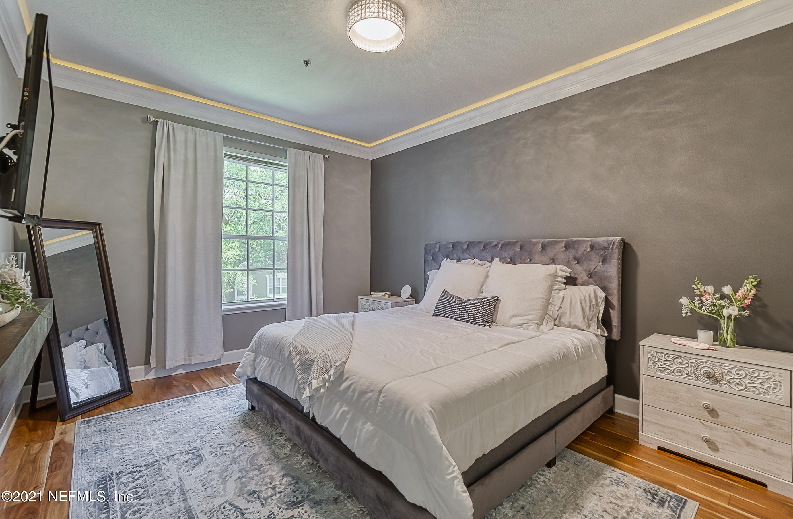 10550 Baymeadows Road, Unit 424 Jacksonville, FL 32256 - Photo 11 of 32 master bedroom