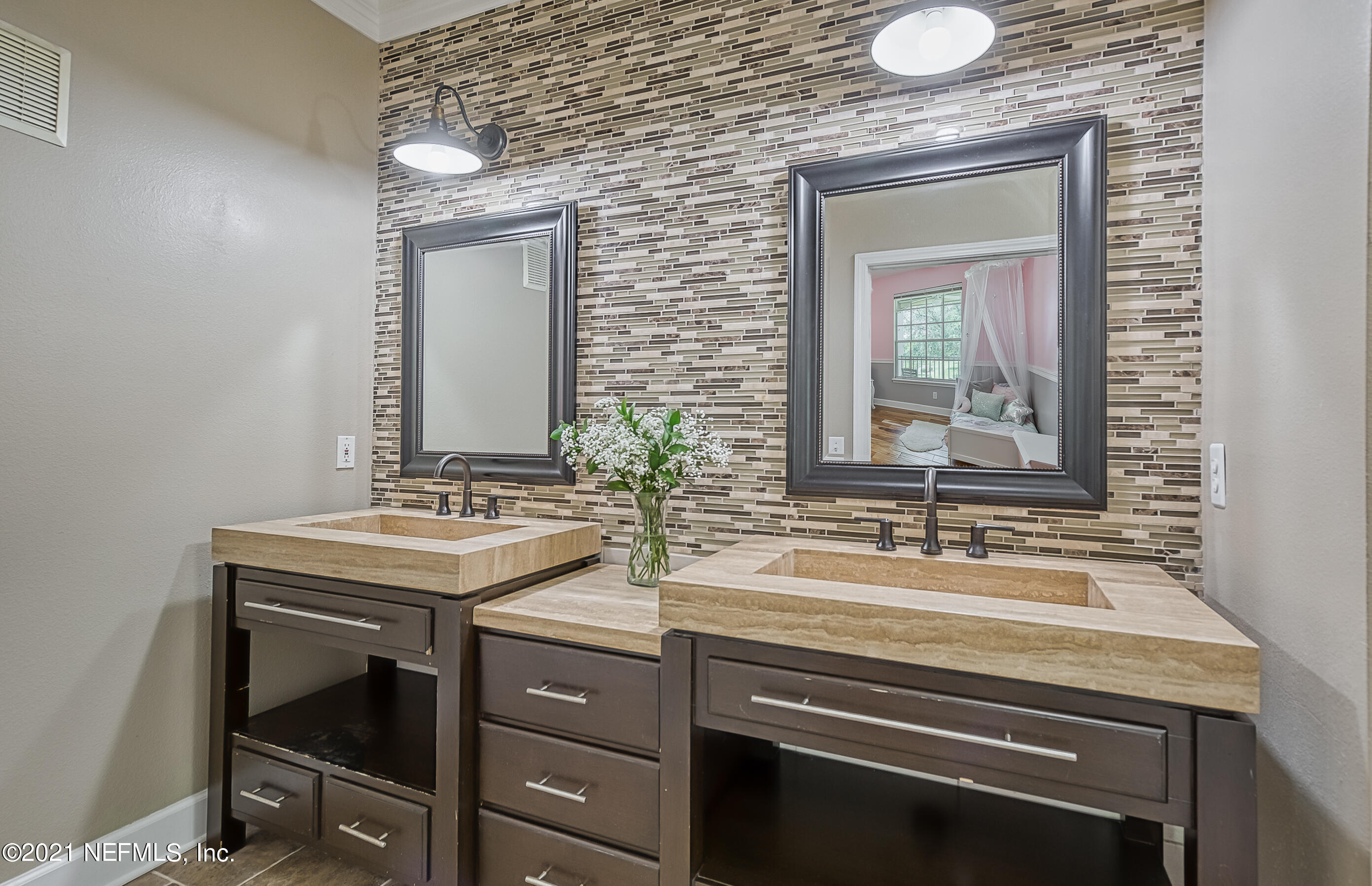 10550 Baymeadows Road, Unit 424 Jacksonville, FL 32256 - Photo 13 of 32 master bathroom