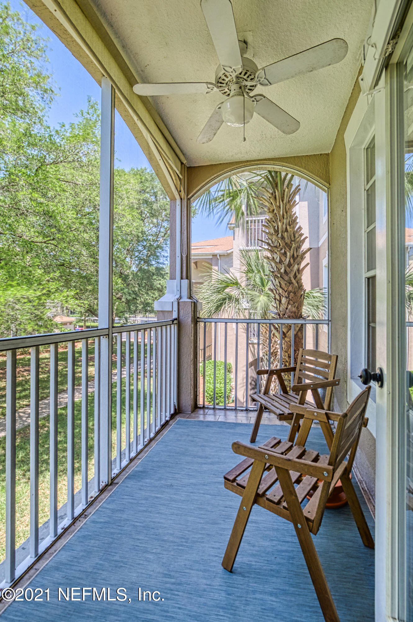 10550 Baymeadows Road, Unit 424 Jacksonville, FL 32256 - Photo 19 of 32 screened in porch