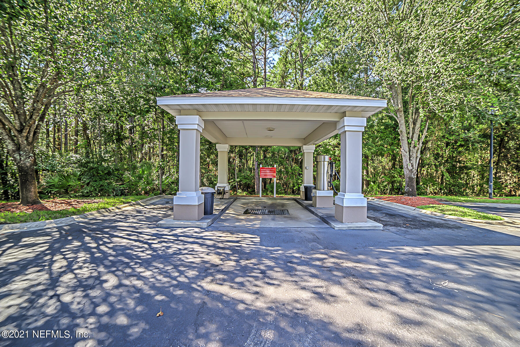 10550 Baymeadows Road, Unit 424 Jacksonville, FL 32256 - Photo 25 of 32 car washing station