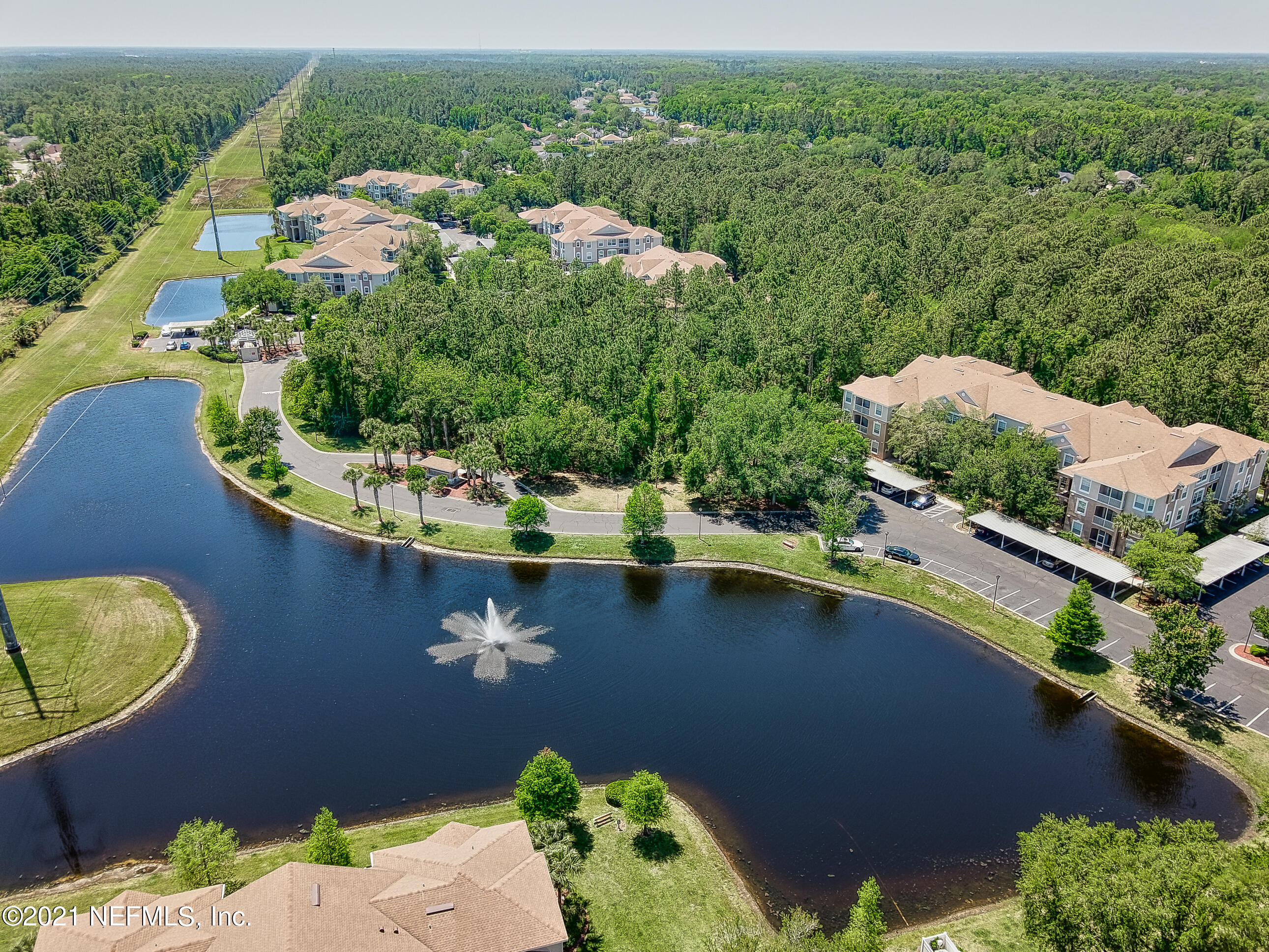 10550 Baymeadows Road, Unit 424 Jacksonville, FL 32256 - Photo 28 of 32 community aerial