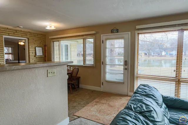 $279,900 | 1001 Topeka Street, Emporia, KS 66801