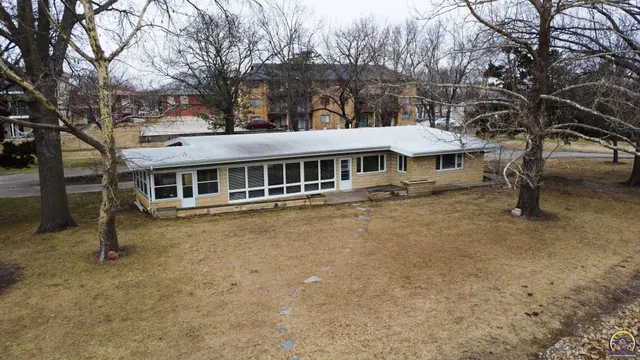$279,900 | 1001 Topeka Street, Emporia, KS 66801