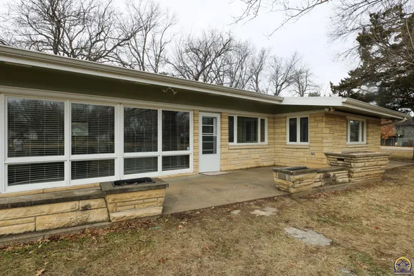 $267,000 | 1001 Topeka Street, Emporia, KS 66801