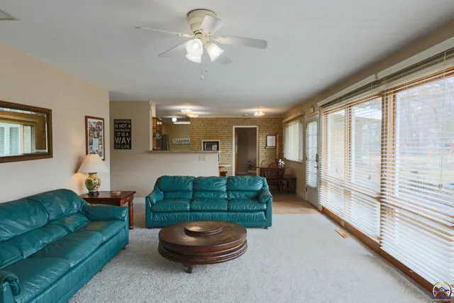 $279,900 | 1001 Topeka Street, Emporia, KS 66801