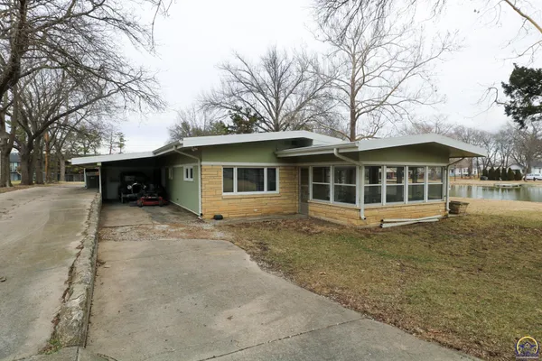 $267,000 | 1001 Topeka Street, Emporia, KS 66801