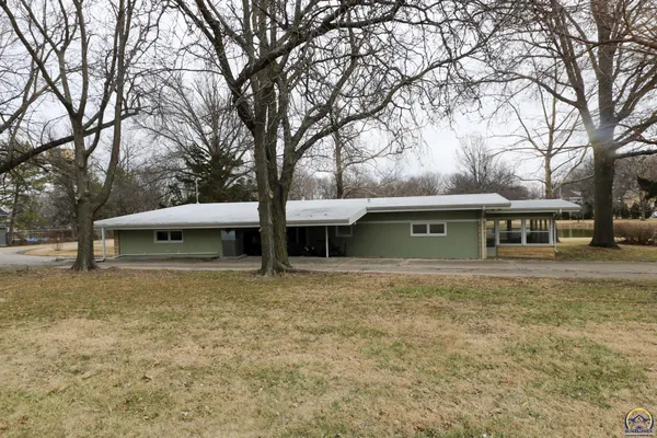$267,000 | 1001 Topeka Street, Emporia, KS 66801