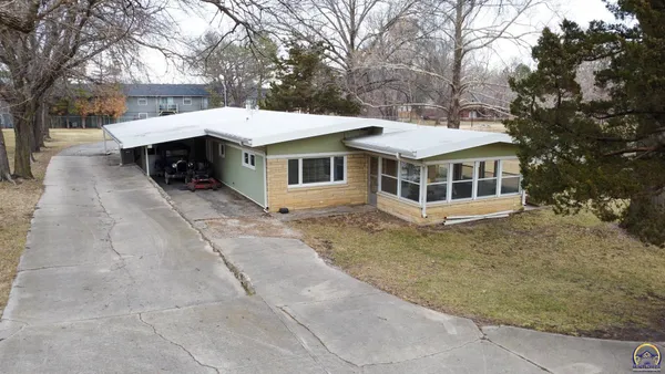 $267,000 | 1001 Topeka Street, Emporia, KS 66801