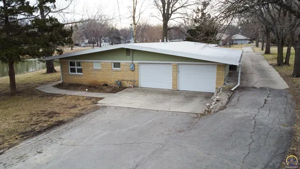 $267,000 | 1001 Topeka Street, Emporia, KS 66801