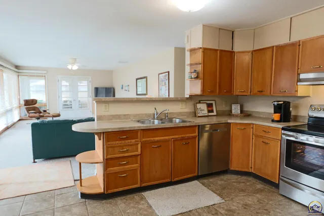 $279,900 | 1001 Topeka Street, Emporia, KS 66801