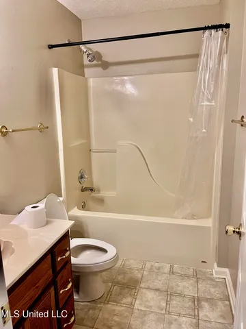 $210,000 | 1990 McIngvale Road, Hernando, MS 38632