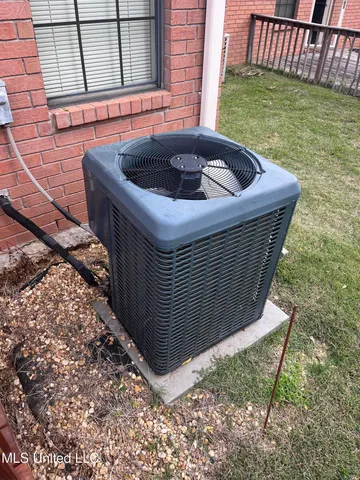 $210,000 | 1990 McIngvale Road, Hernando, MS 38632