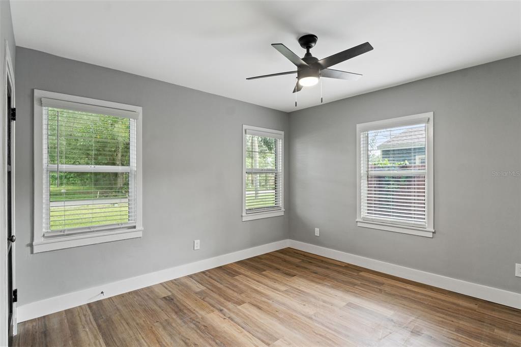 1715 North Alexander Road Tampa, FL 33603 - Photo 28 of 40