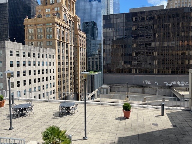 914 Main Street, Unit 1504 Houston, TX 77002 - Photo 9 of 16