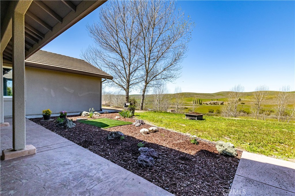 76870 Barker Road San Miguel, CA 93451 - Photo 7 of 66