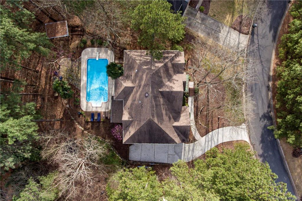 11135 Scullers Run Tega Cay, SC 29708 - Photo 3 of 33 a aerial view of a house